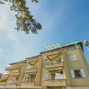 Dinka , Abbázia Horvátország